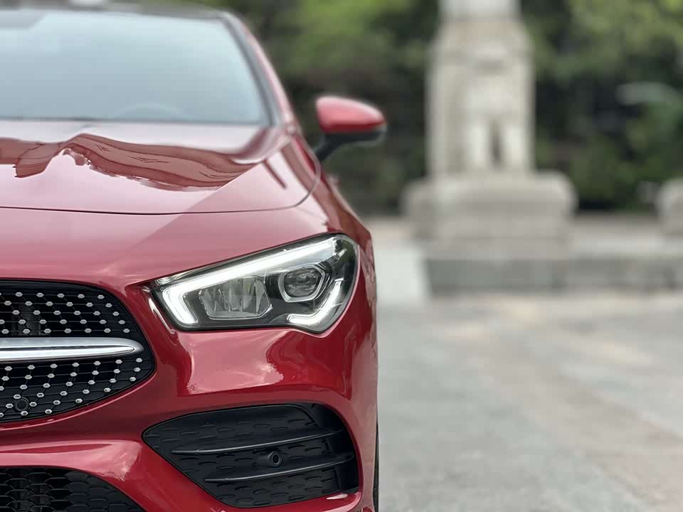 Mercedes-Benz CLA
