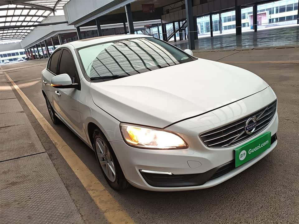 Volvo S60