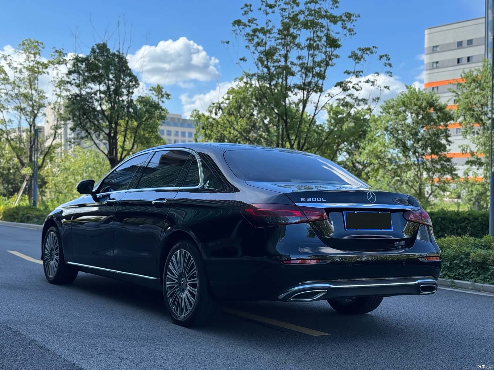 Mercedes-Benz E-Class, 2021 12