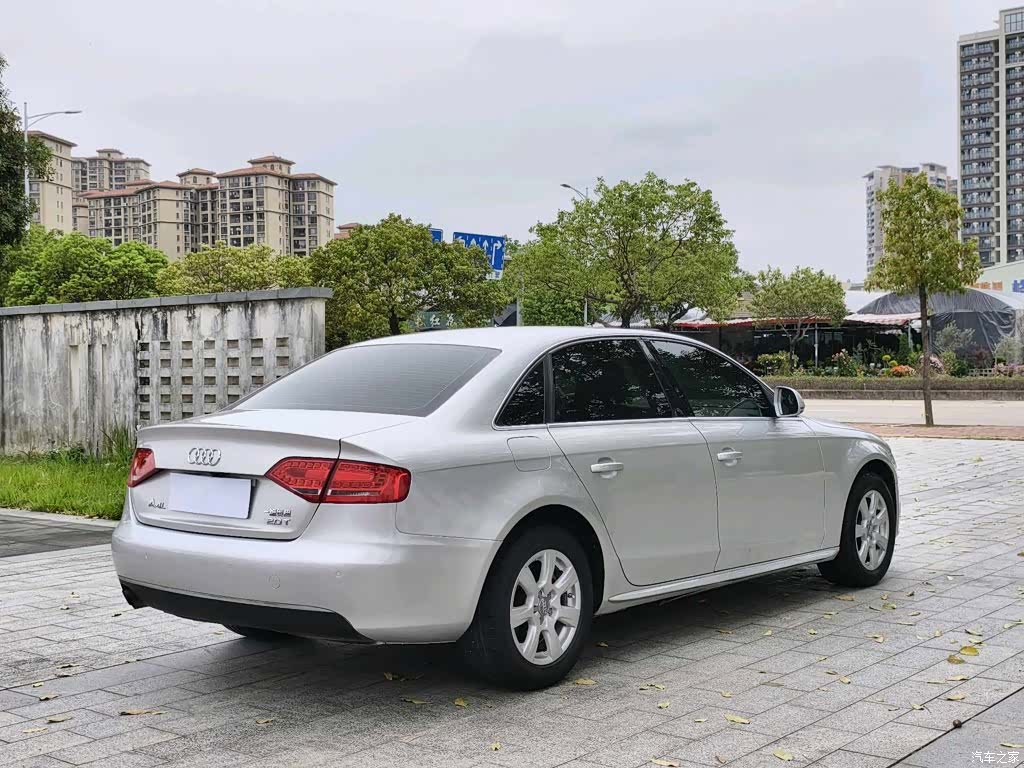 Audi A4L, 2011 9
