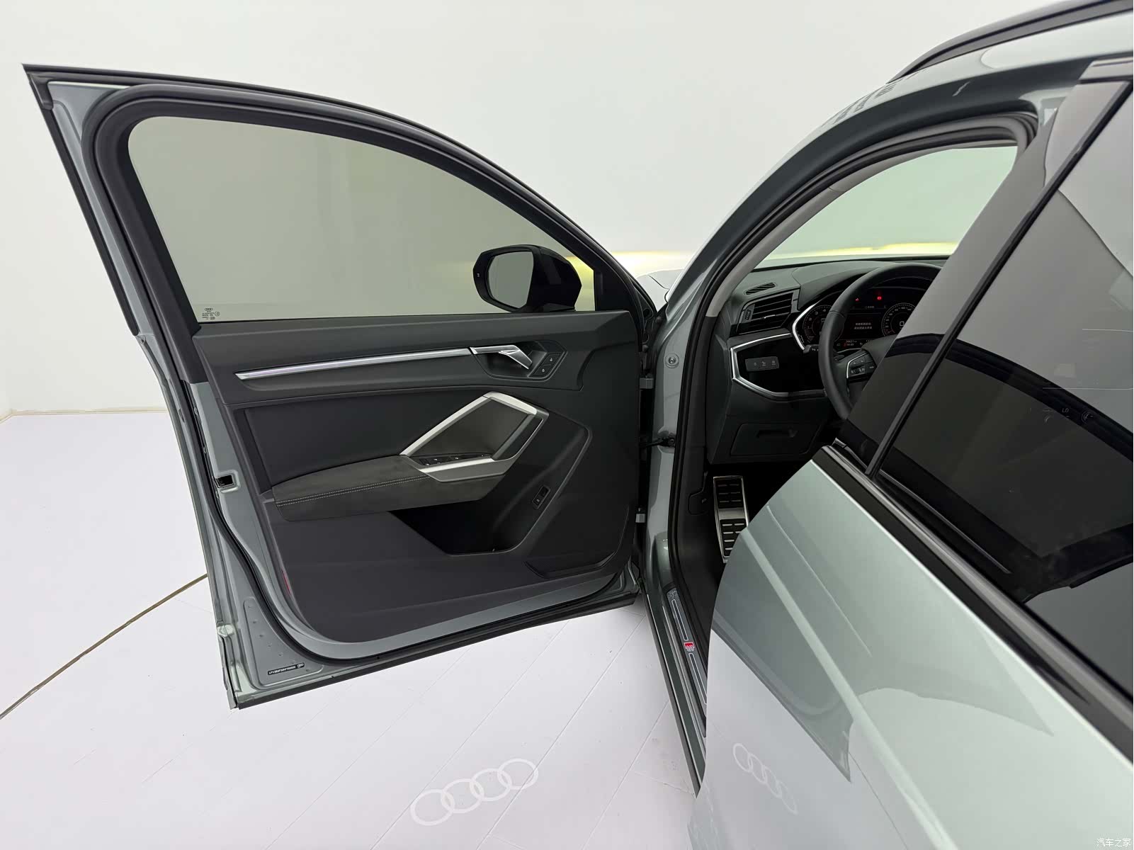 Audi Q3, 2022 23