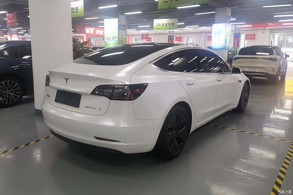 Tesla Model 3, 2020 3