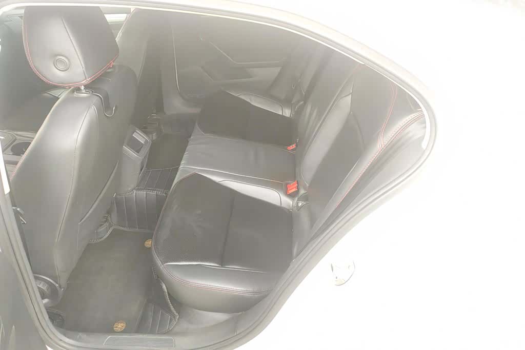 Volkswagen Lamando, 2017 11