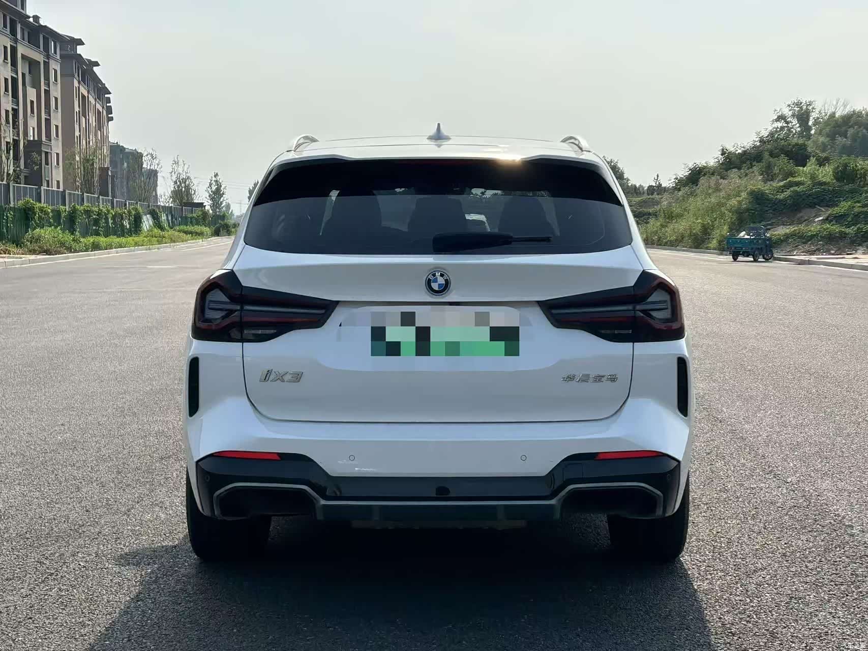 BMW iX3, 2024 8