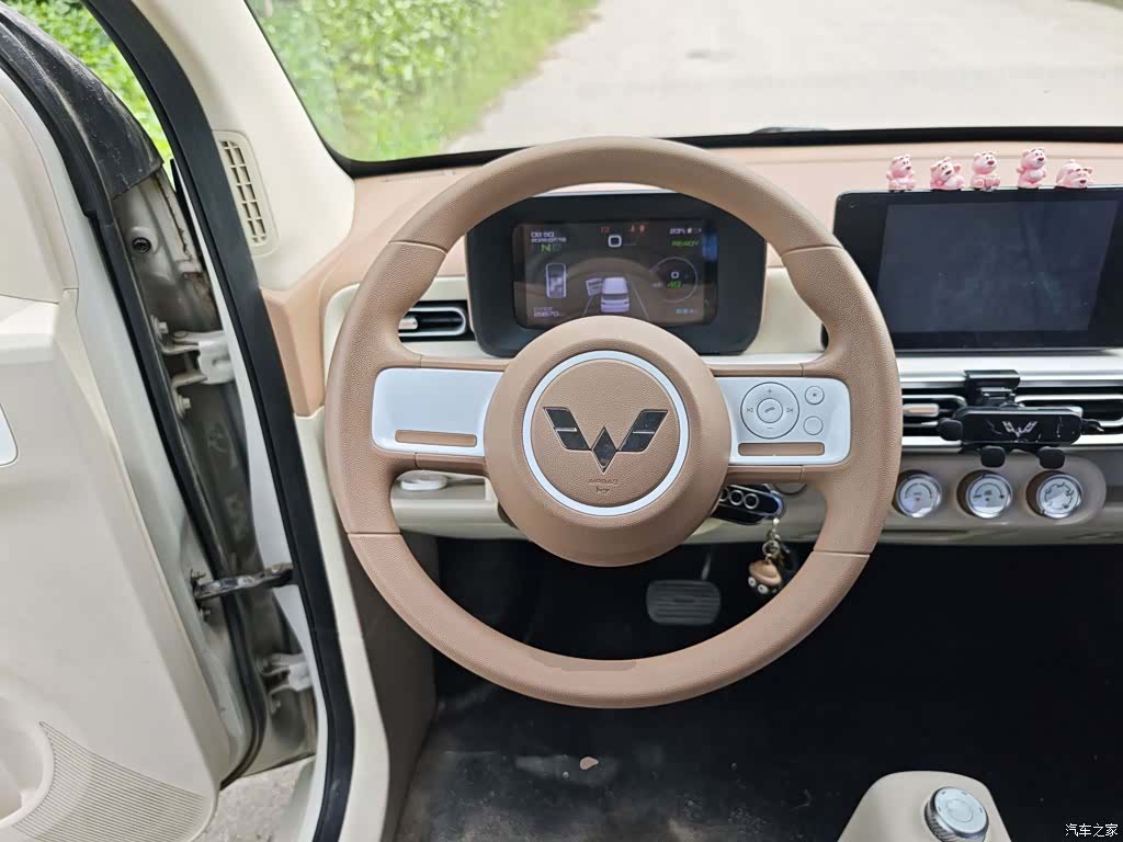 Wuling MINIEV, 2024 11