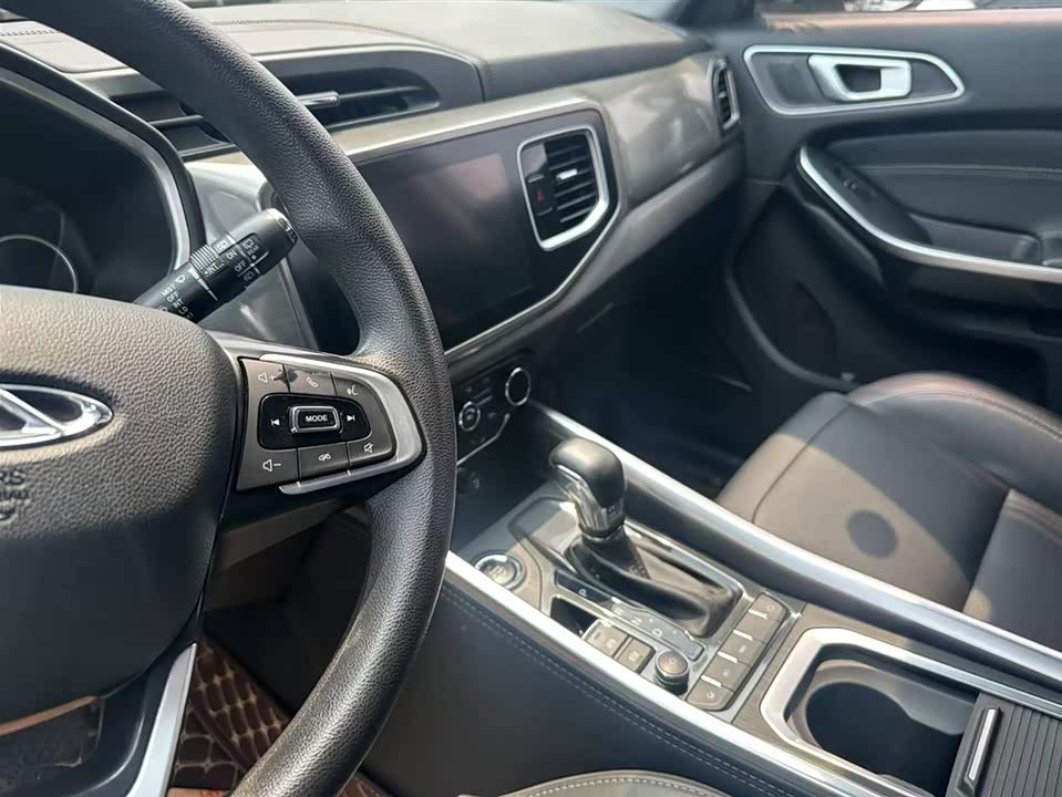 Chery Tiggo 8