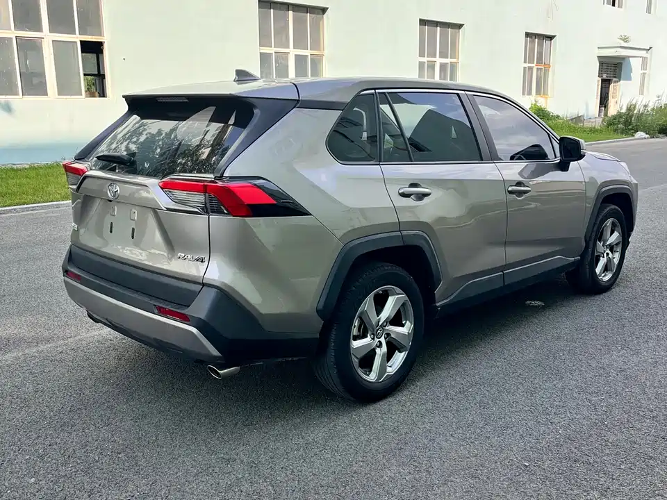 Toyota RAV4 Rongfang