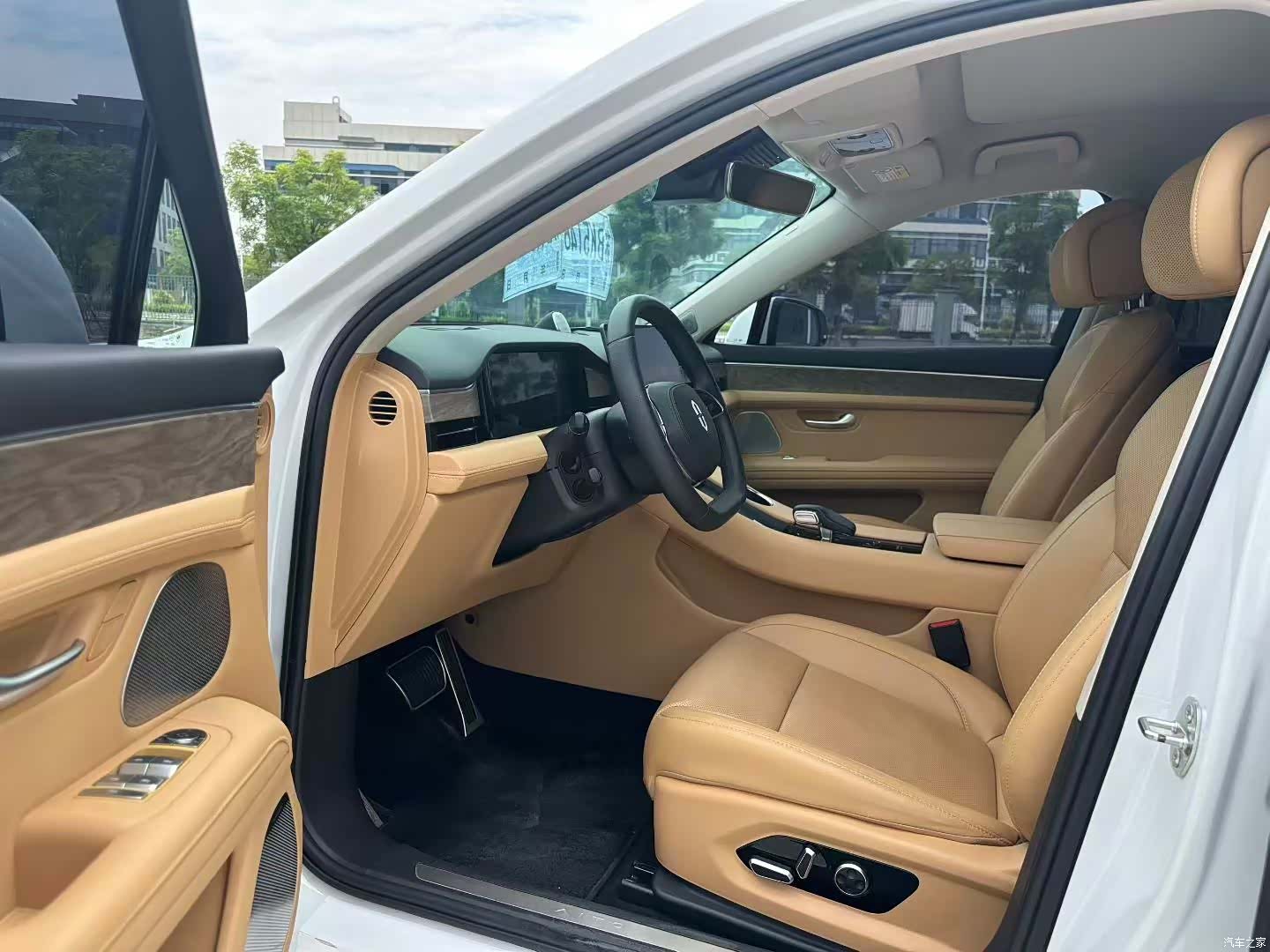 AITO M5, 2022 4