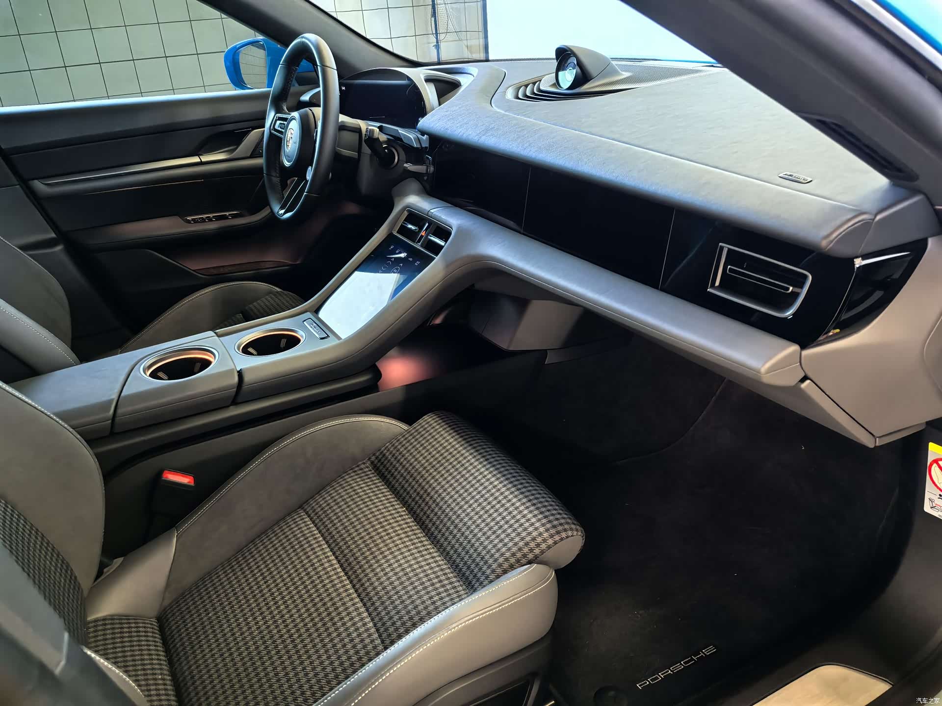 Porsche Taycan, 2026 9