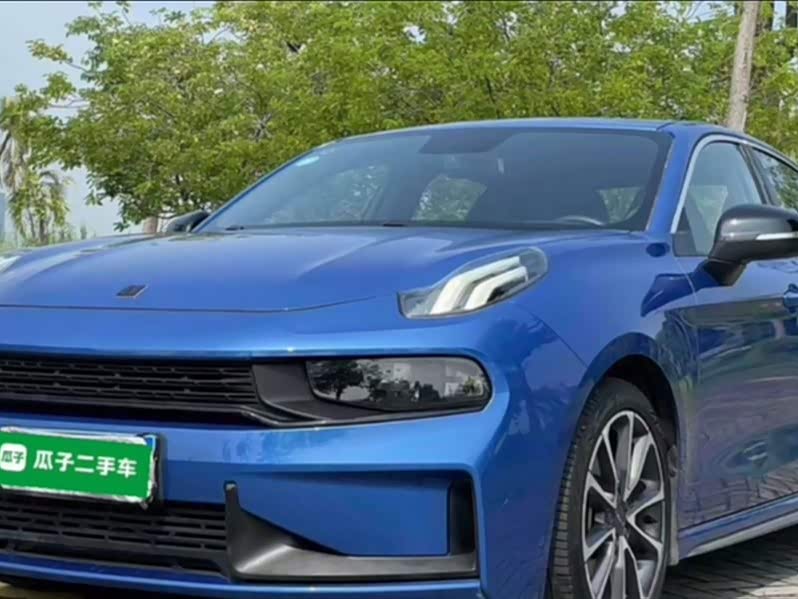 Lynk & Co 03 Lynk & Co 03