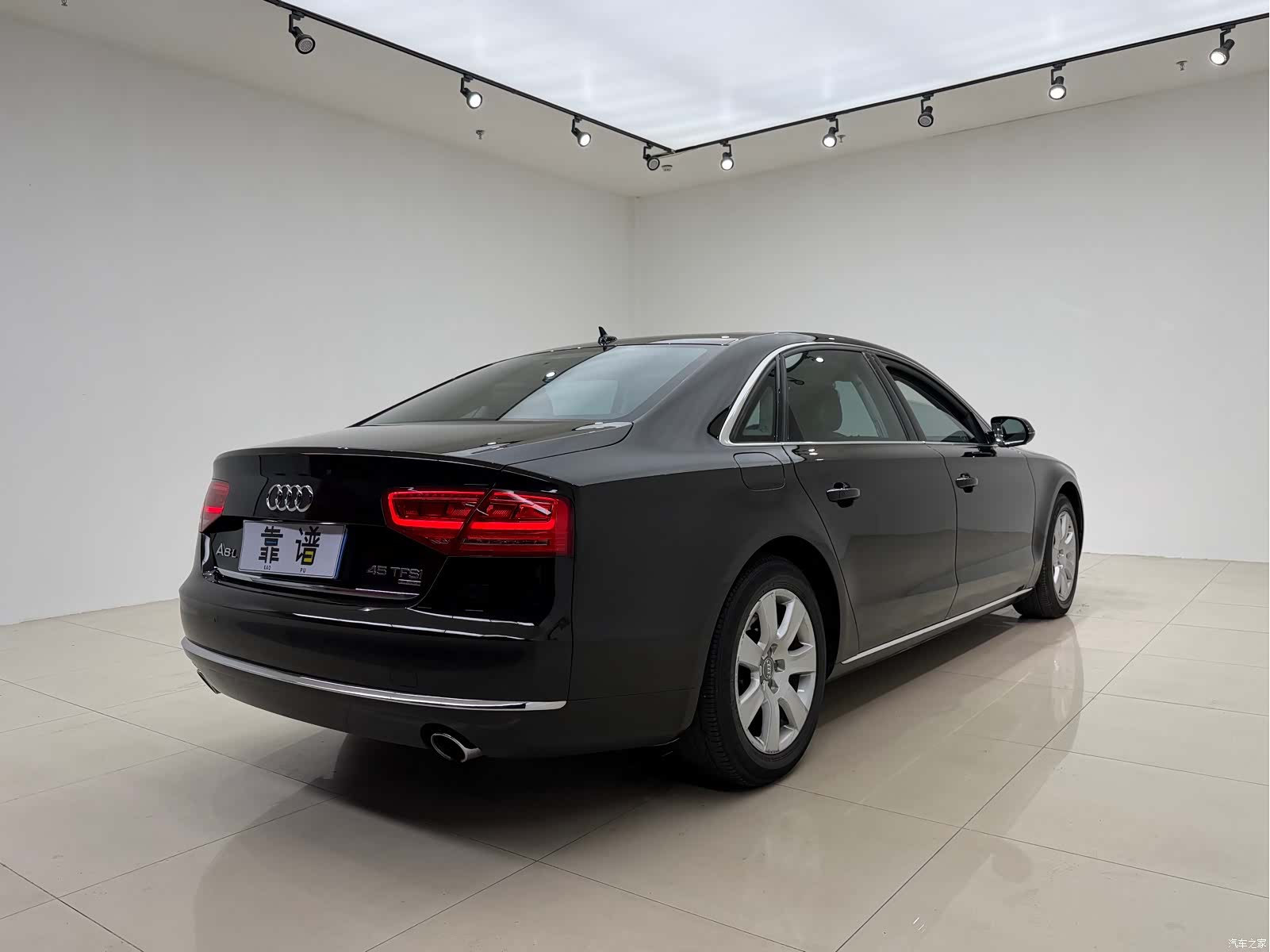 Audi A8L, 2014 все фото