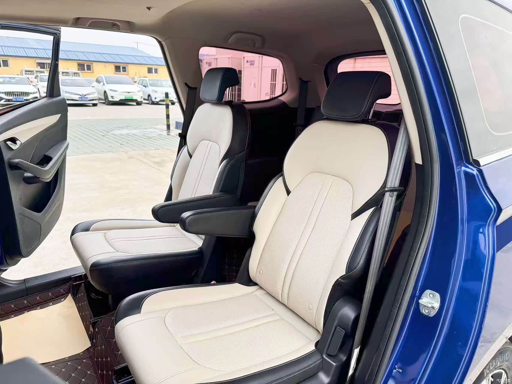 Wuling 360, 2018 11