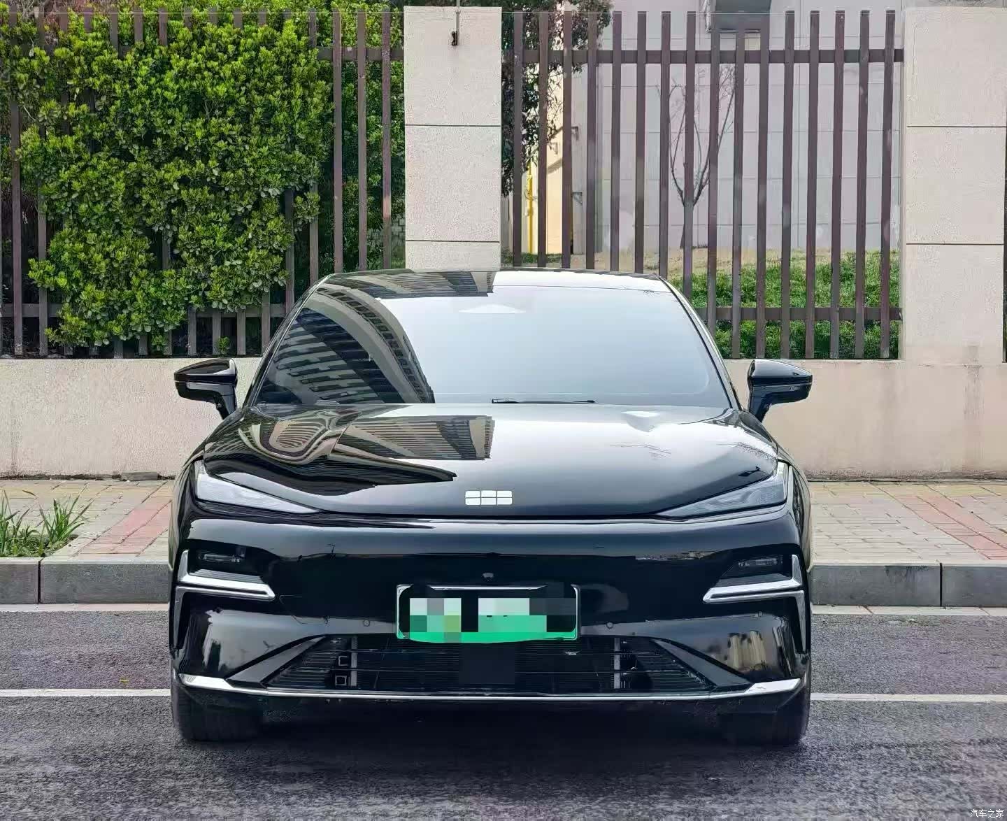 Geely 8, 2025 2