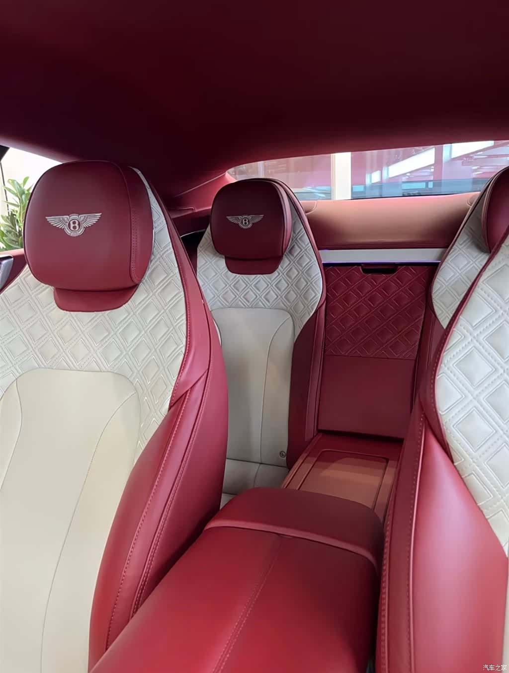 Bentley Continental GT, 2022 7