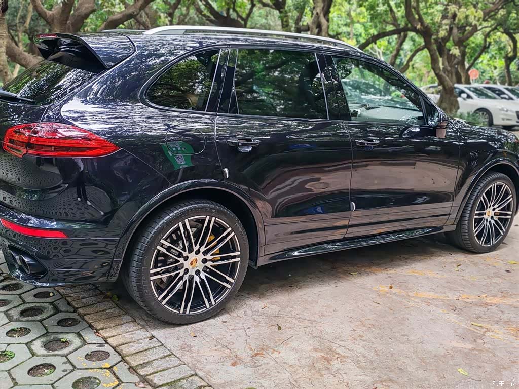 Porsche Cayenne, 2016 все фото