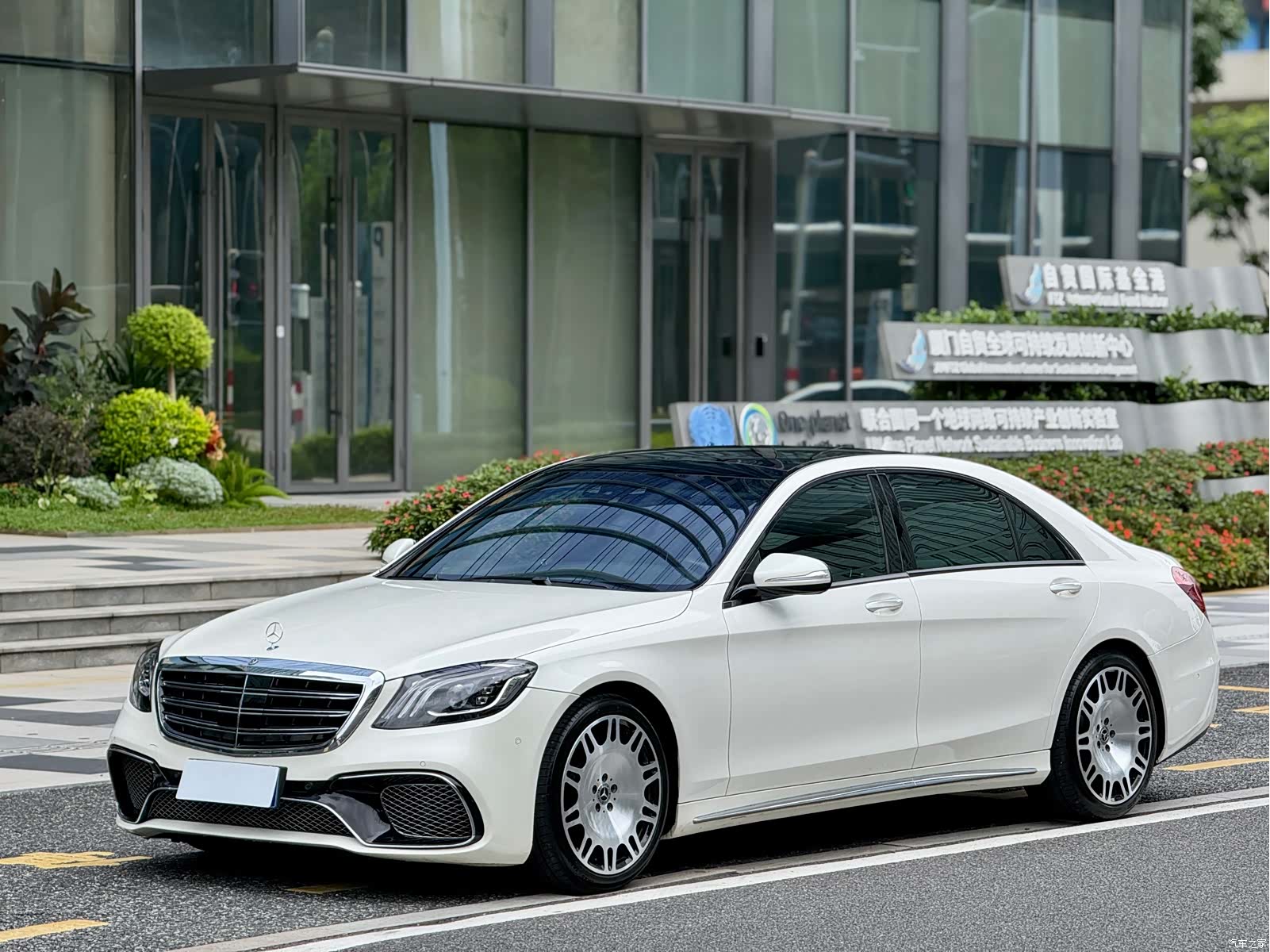 Mercedes-Benz S-Class, 2016 1
