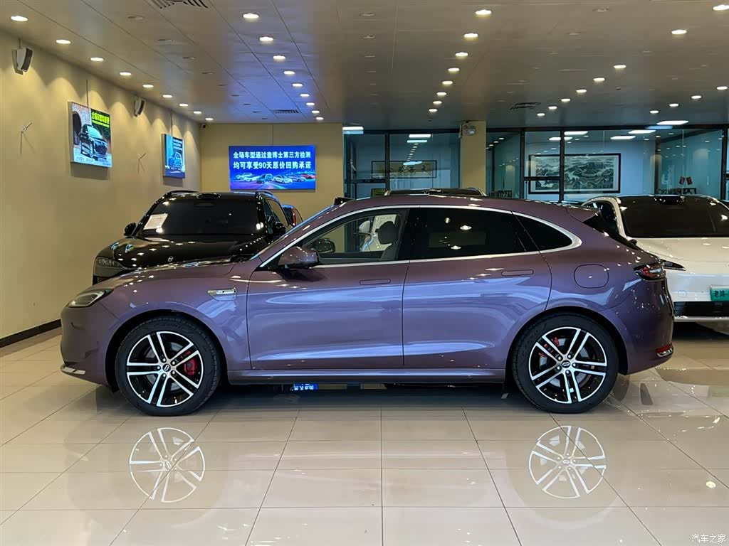 AITO M5, 2025 4
