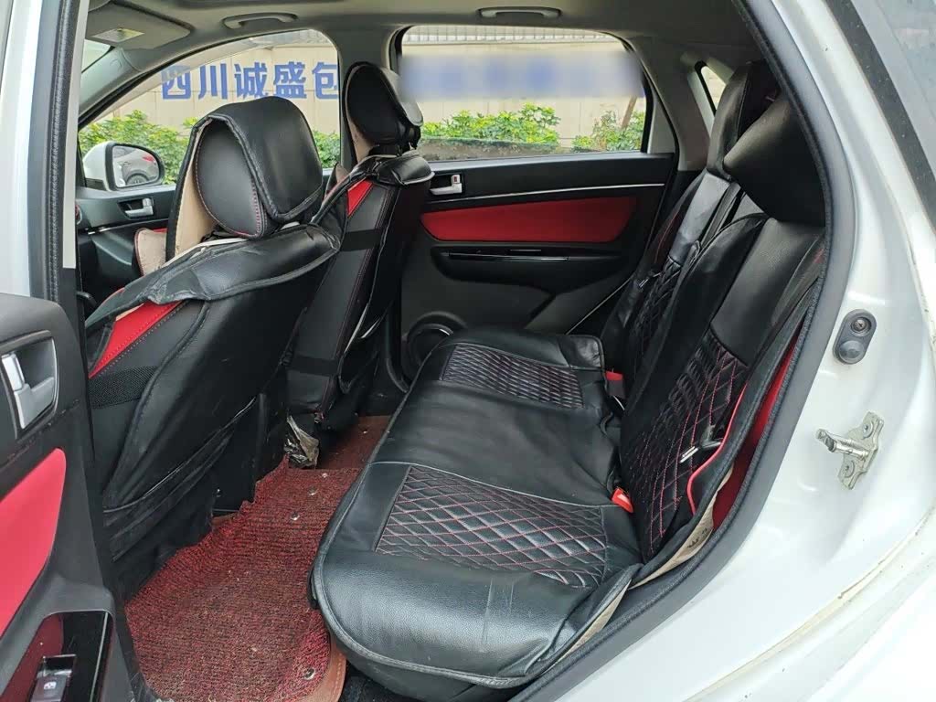 BAIC X25, 2017 18
