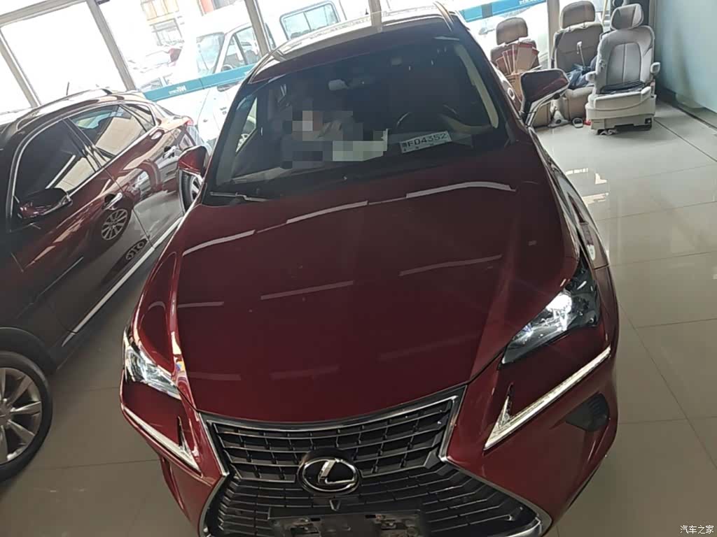 Lexus NX, 2018 3