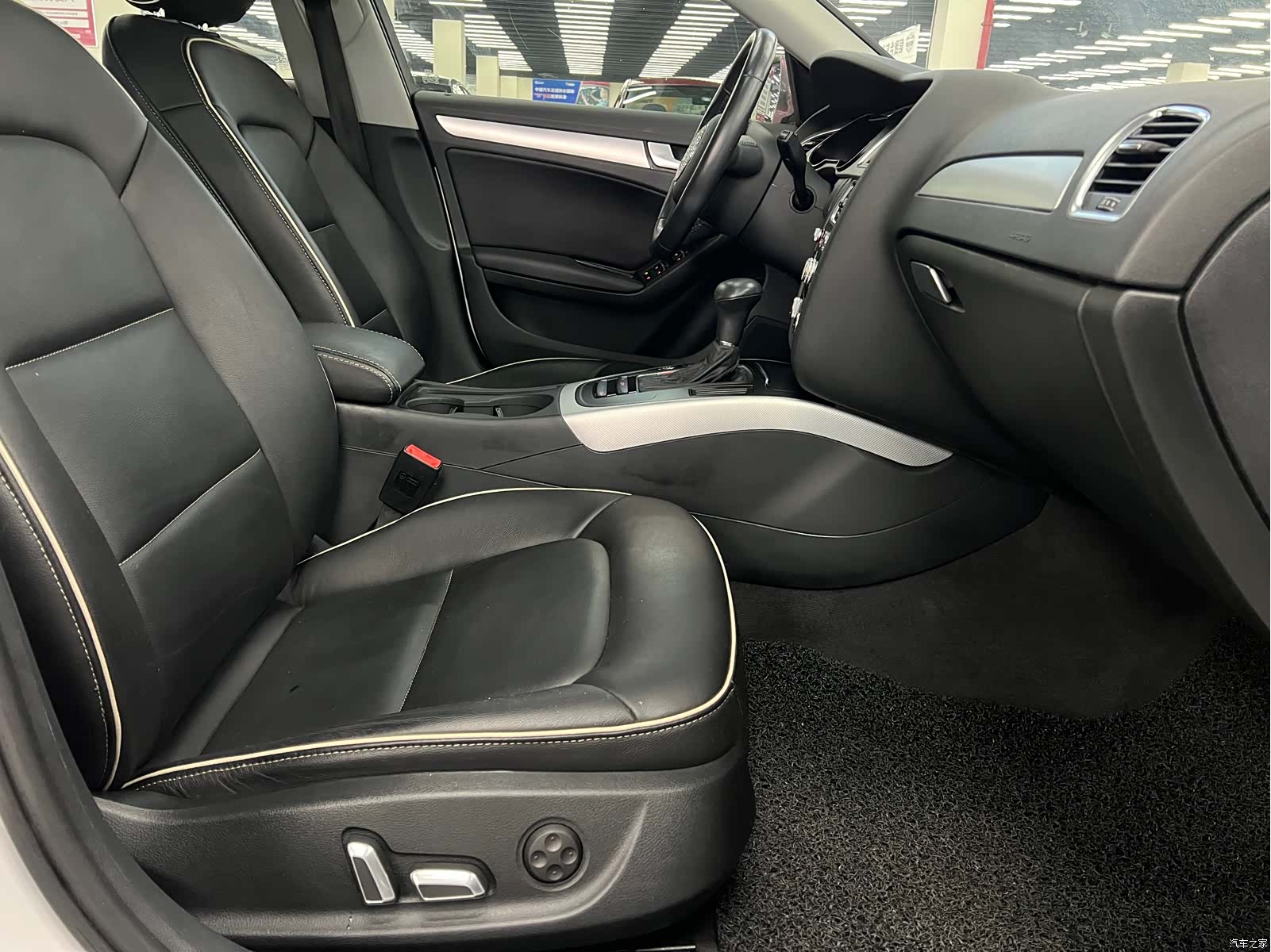 Audi A4L, 2016 13