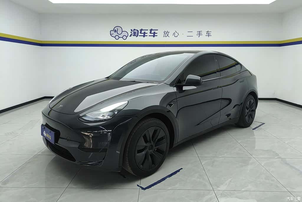 Tesla Model Y, 2024 1