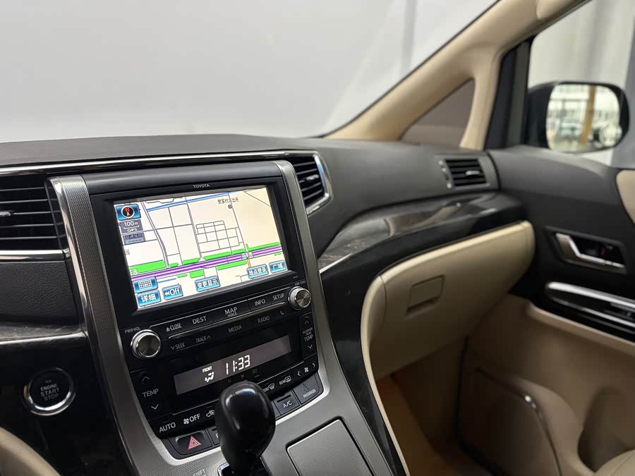 Toyota Alphard 2014, фото 23