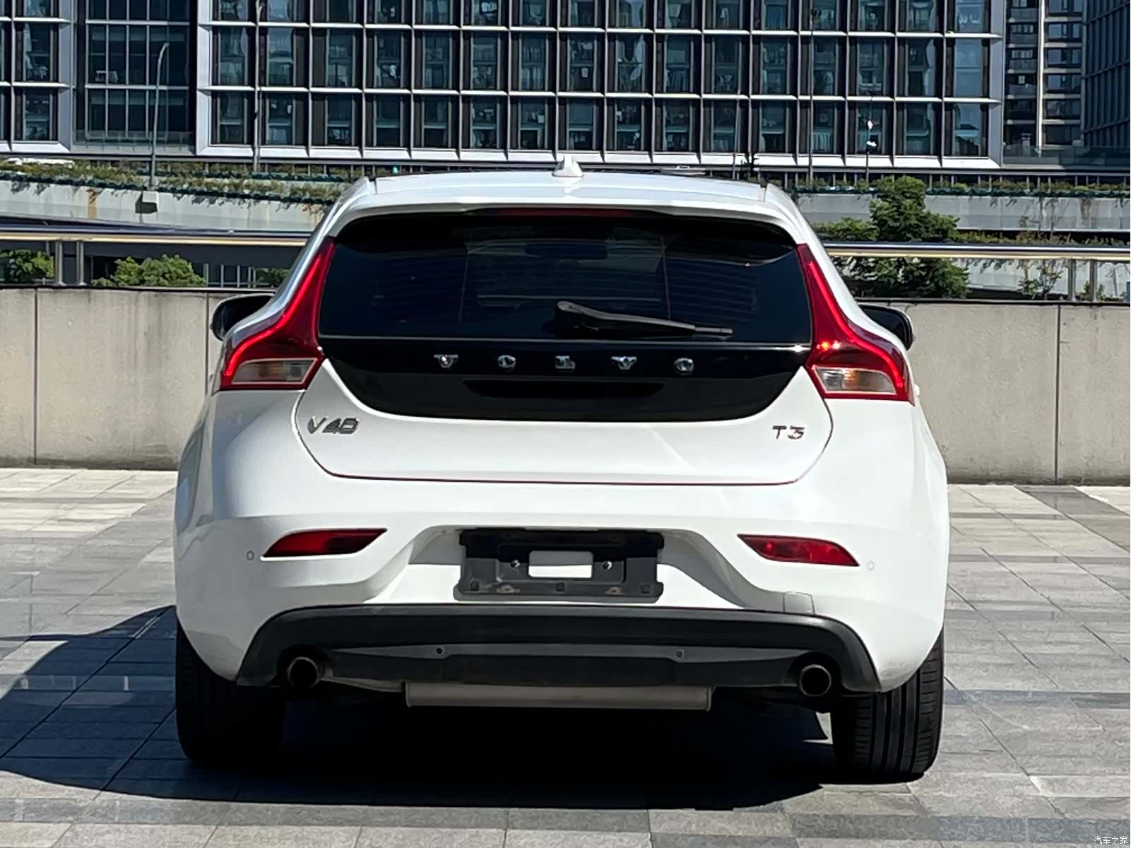 Volvo V40, 2018 все фото