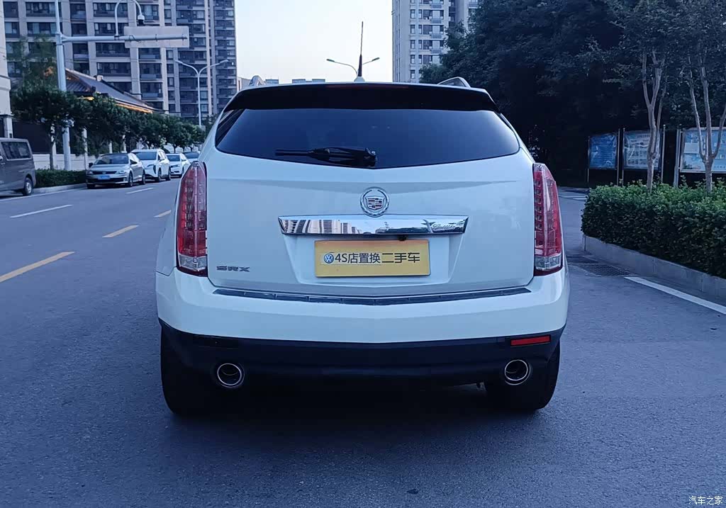 Cadillac SRX, 2013 6