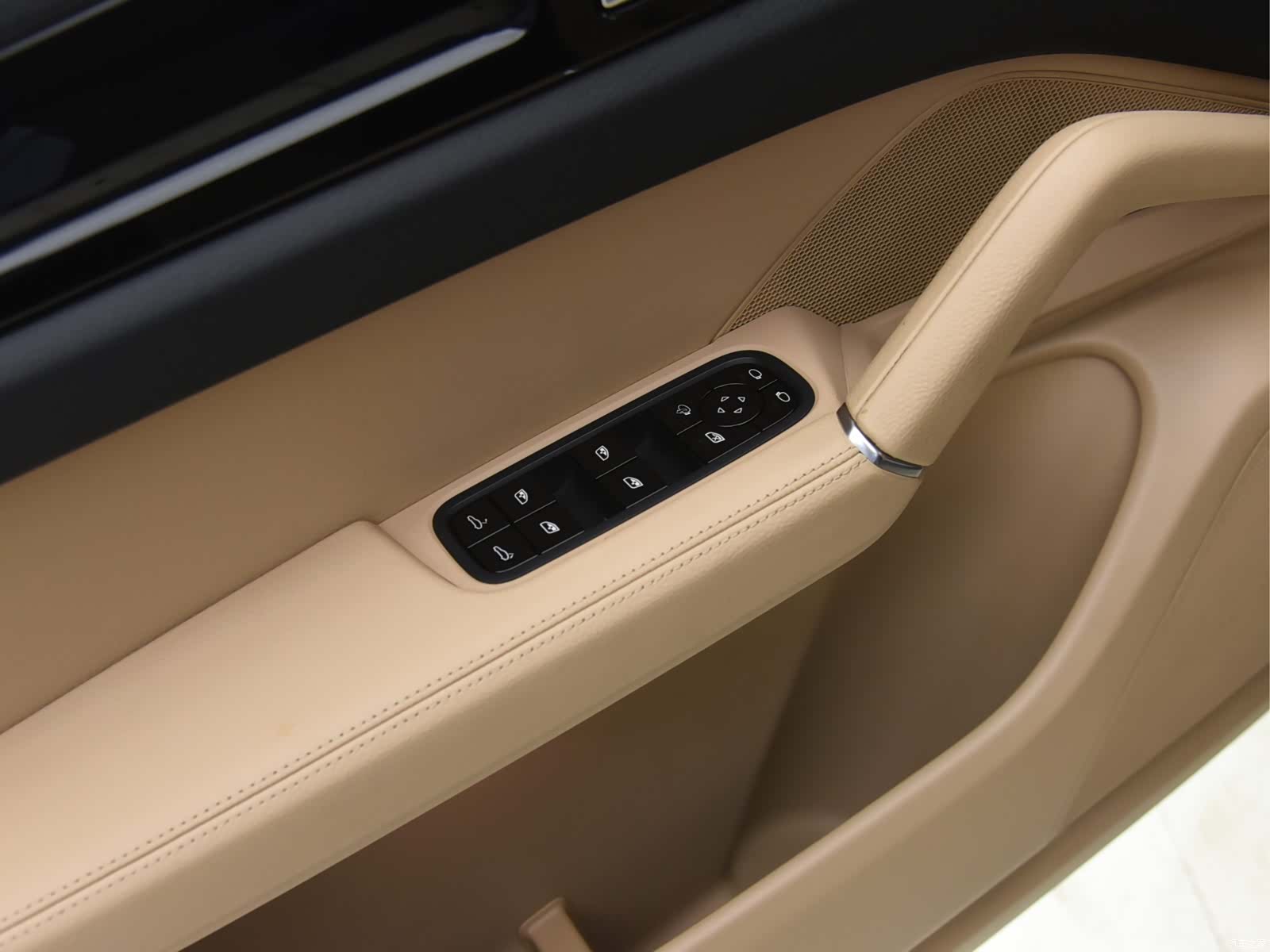 Porsche Cayenne, 2018 12