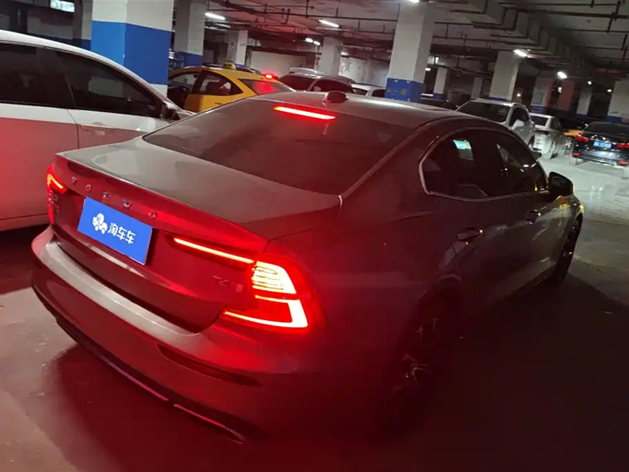 Volvo S60