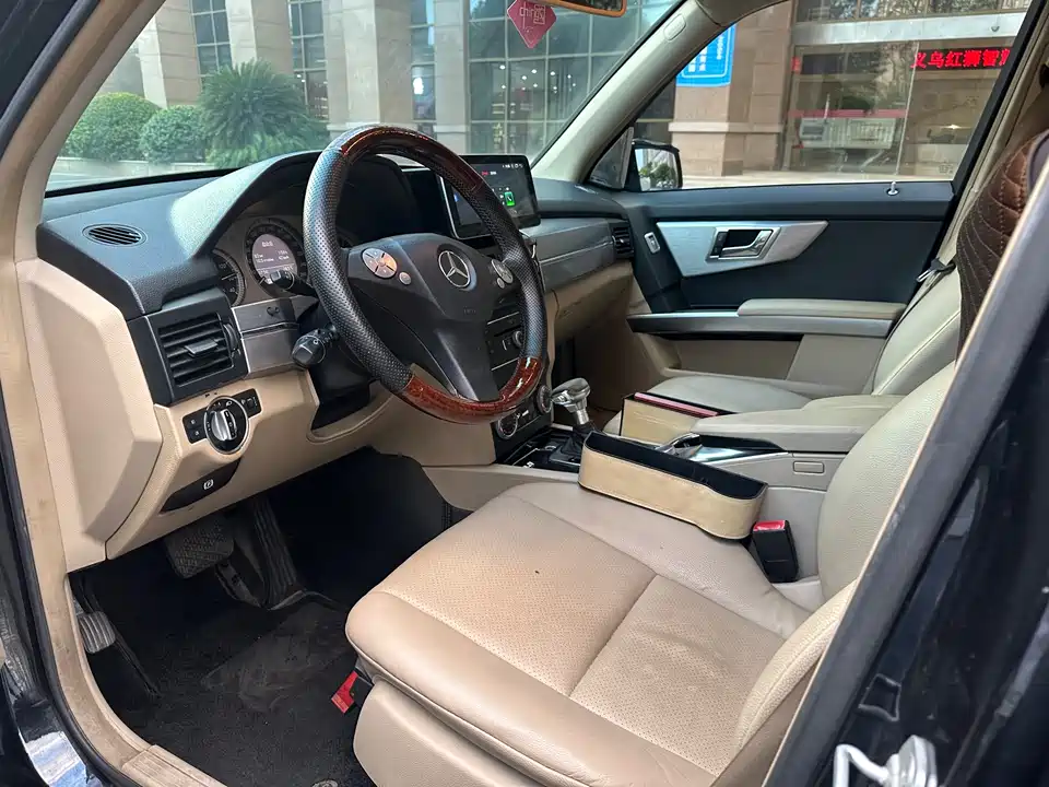 Mercedes-Benz GLK grade