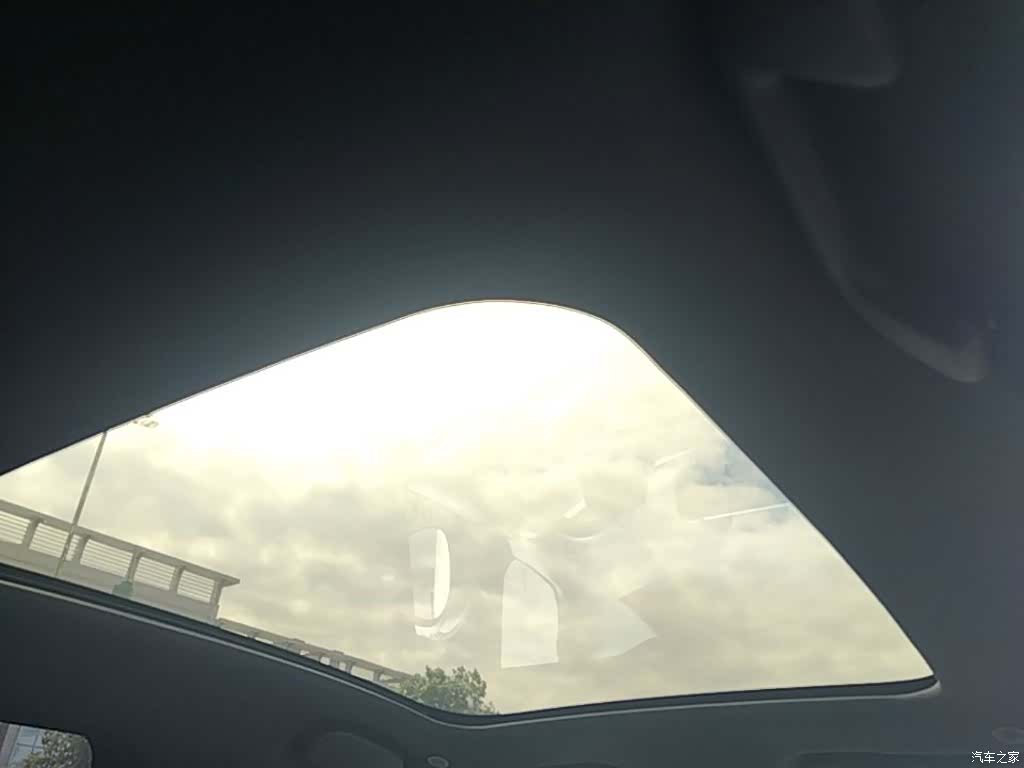 BYD Dolphin, 2022 18
