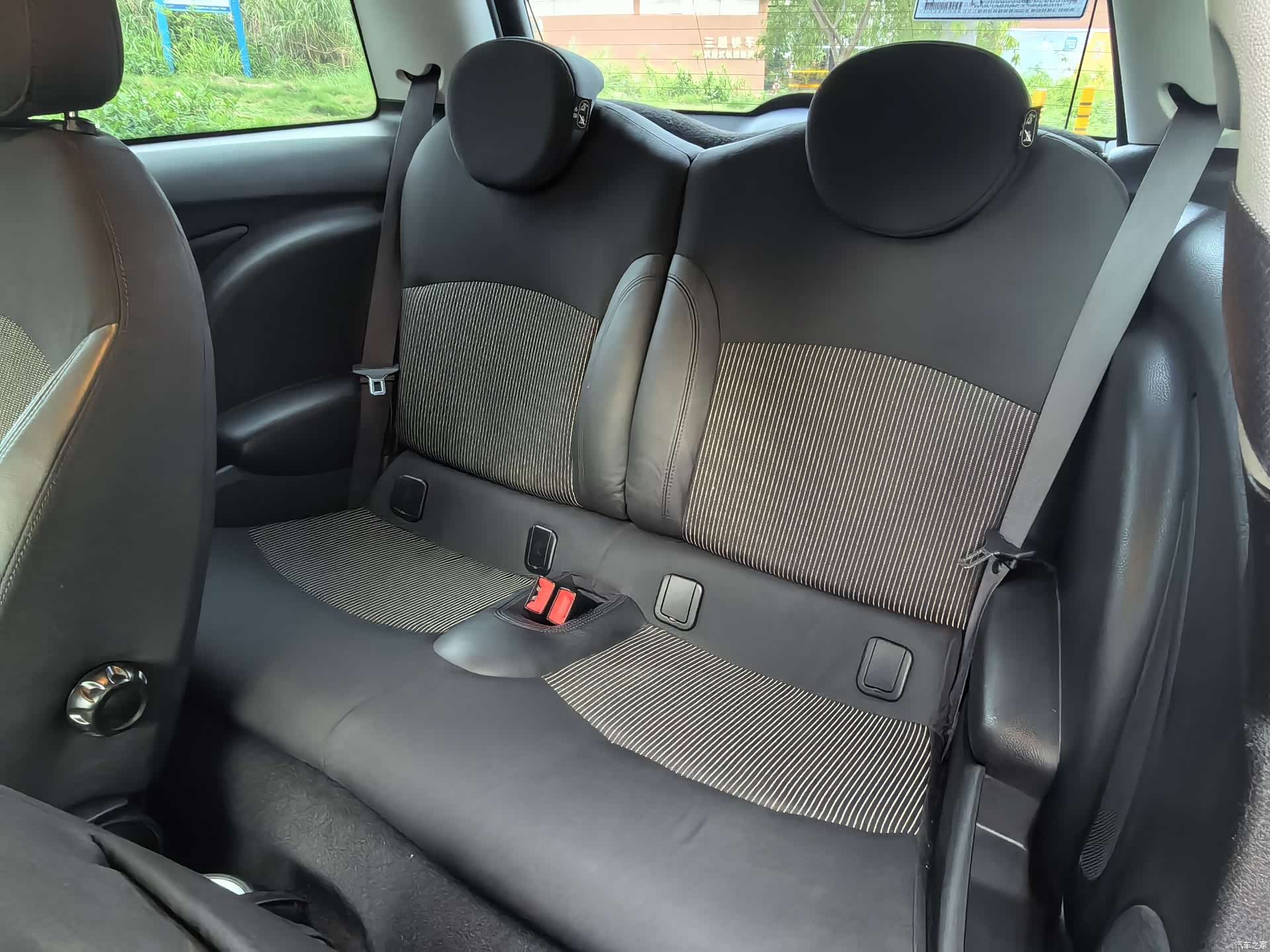 Mini Cooper, 2010 10