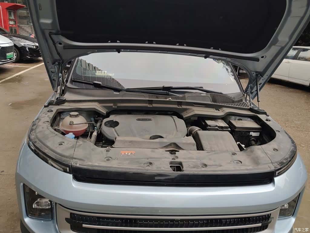 Geely Icon, 2024 17