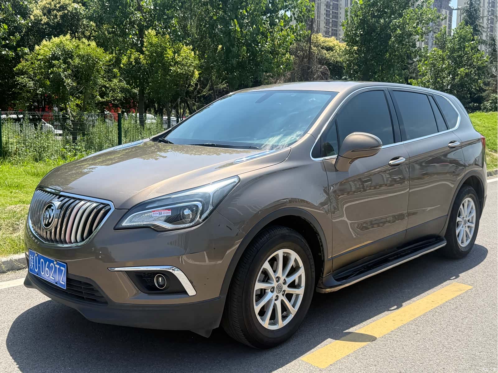 Buick Envision Plus, 2016 1