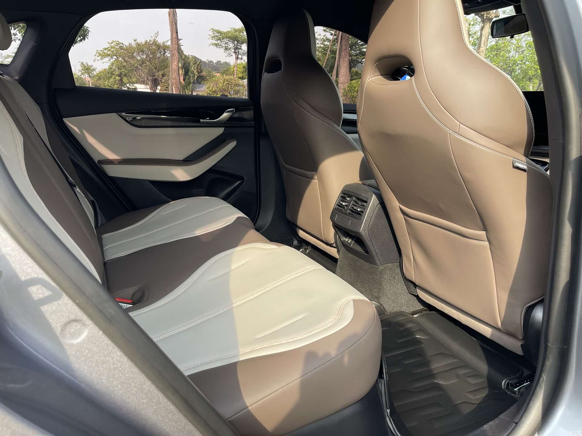 BYD Qin, 2024 11