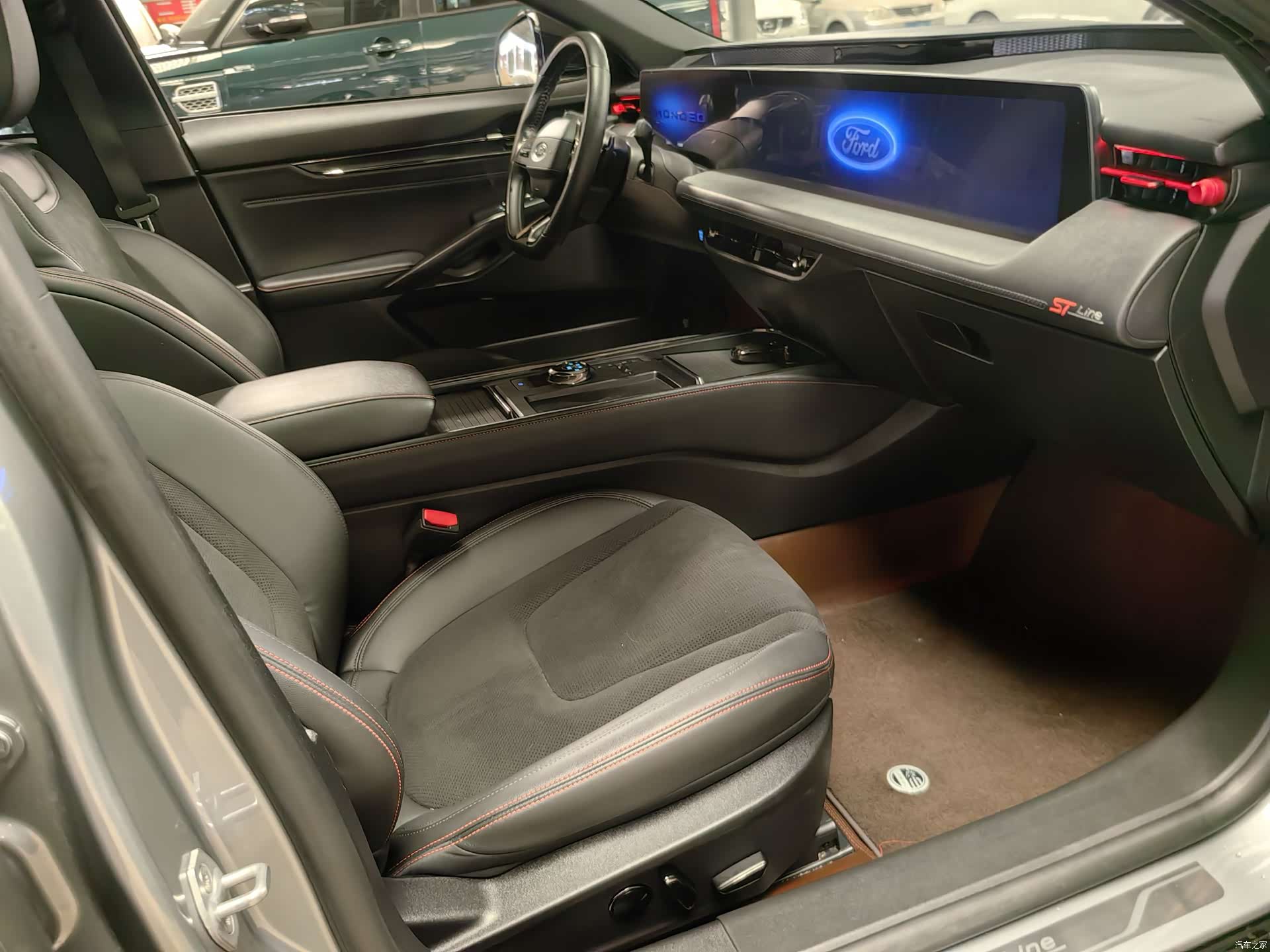 Ford Mondeo, 2023 7