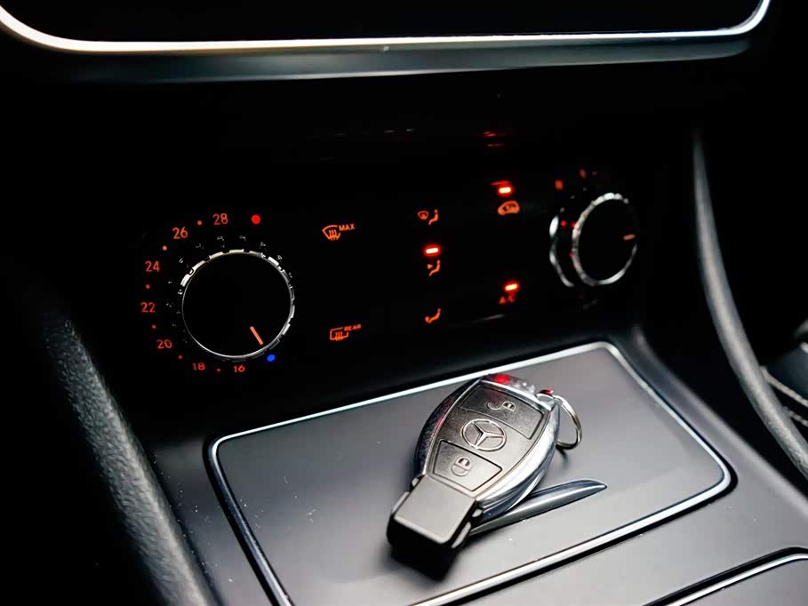 Mercedes-Benz Class A Mercedes-Benz Class A