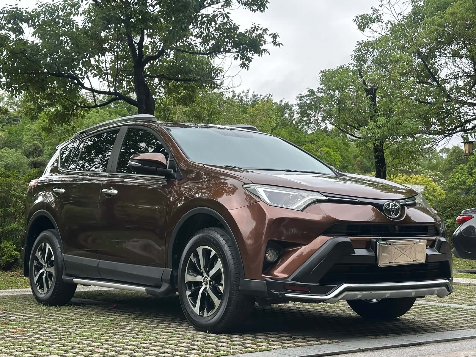 Toyota RAV4, 2017 3