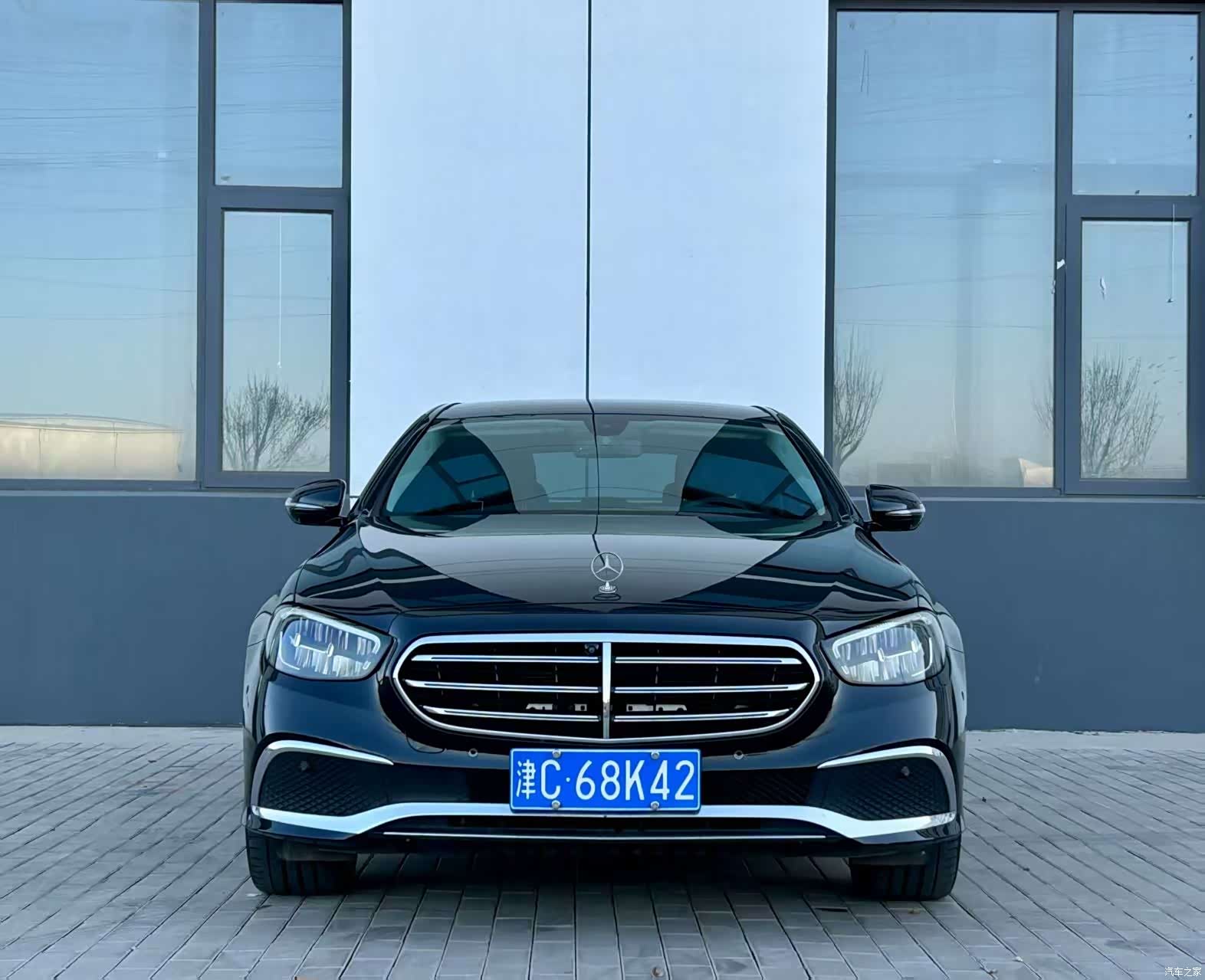 Mercedes-Benz E-Class, 2023 1