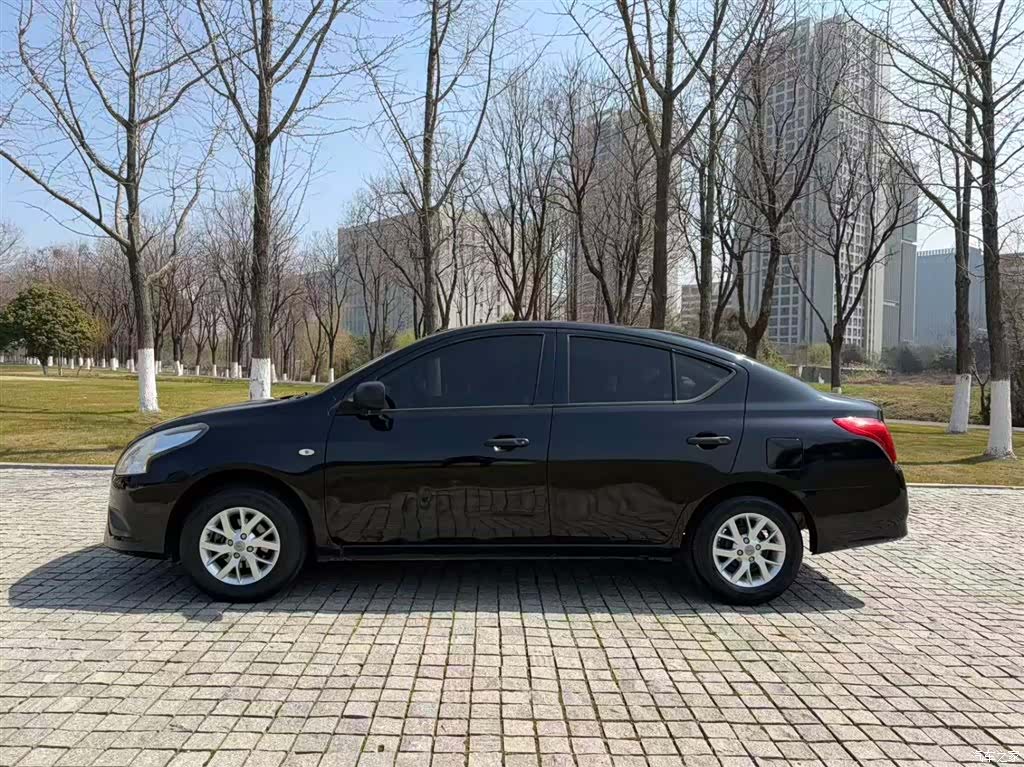 Nissan 1.5XE, 2016 4