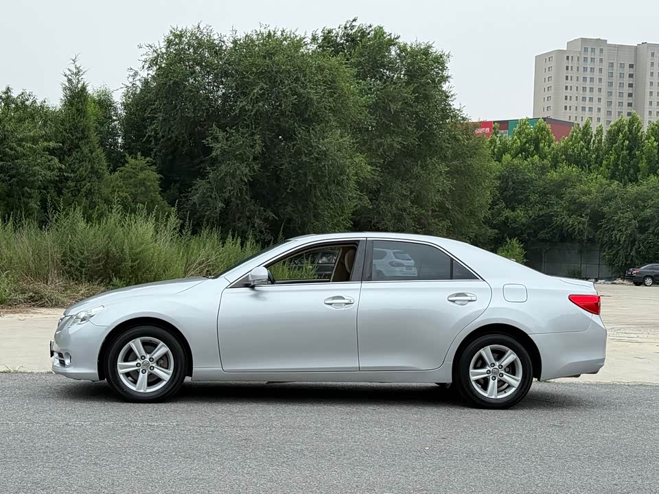 Toyota Reiz Toyota Reiz
