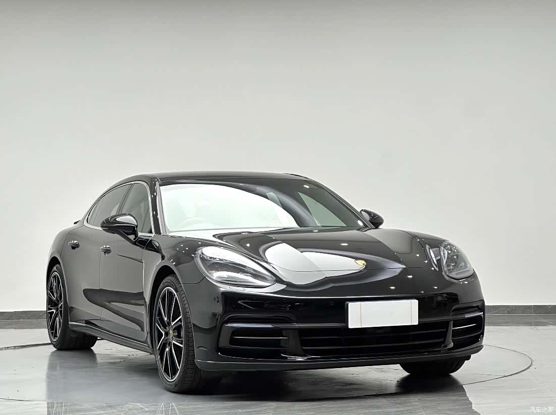 Porsche Panamera, 2018 3