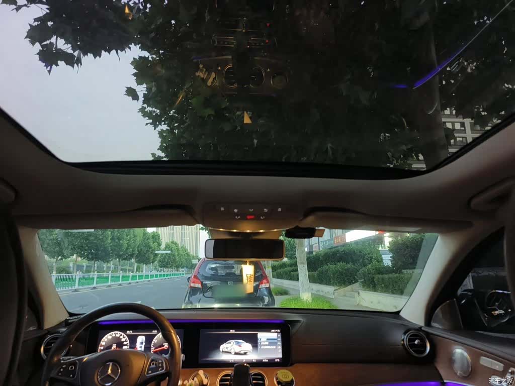 Mercedes-Benz E-Class, 2017 9