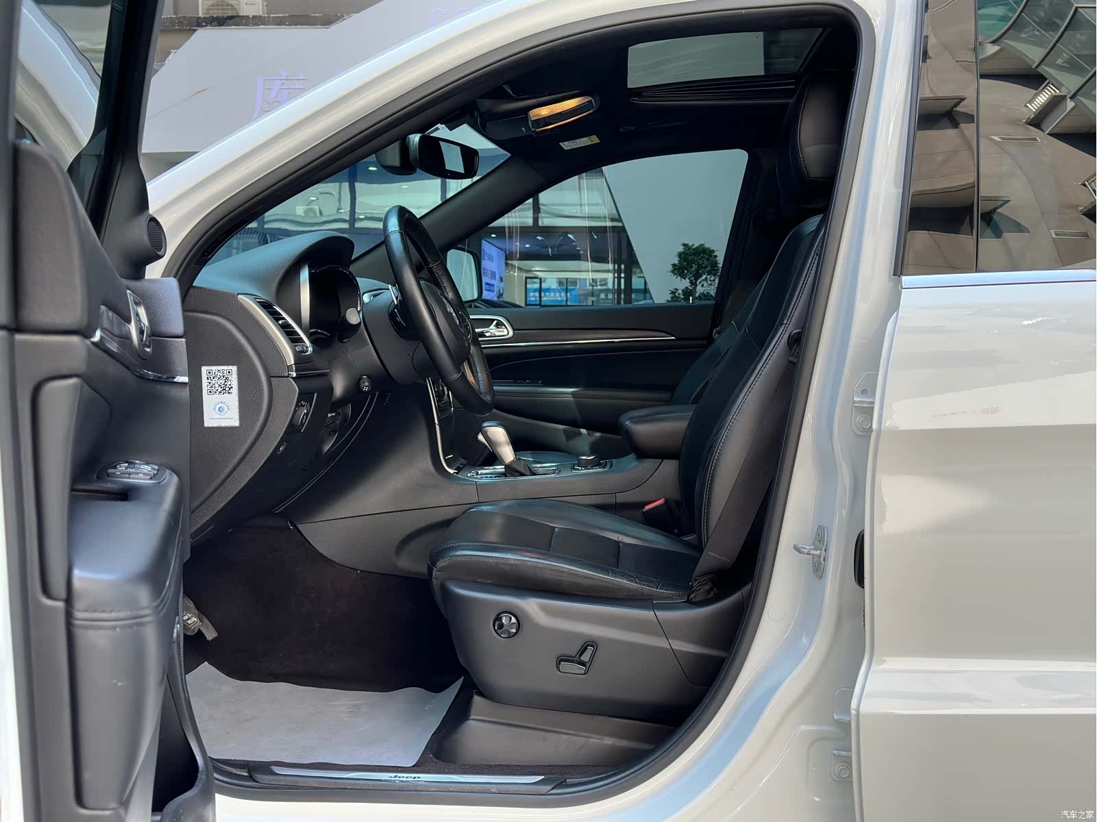 Jeep Grand Cherokee, 2019 13