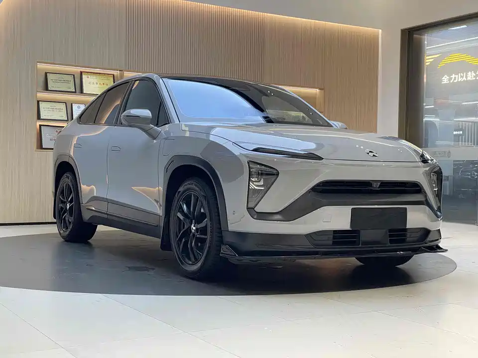 NIO EC6
