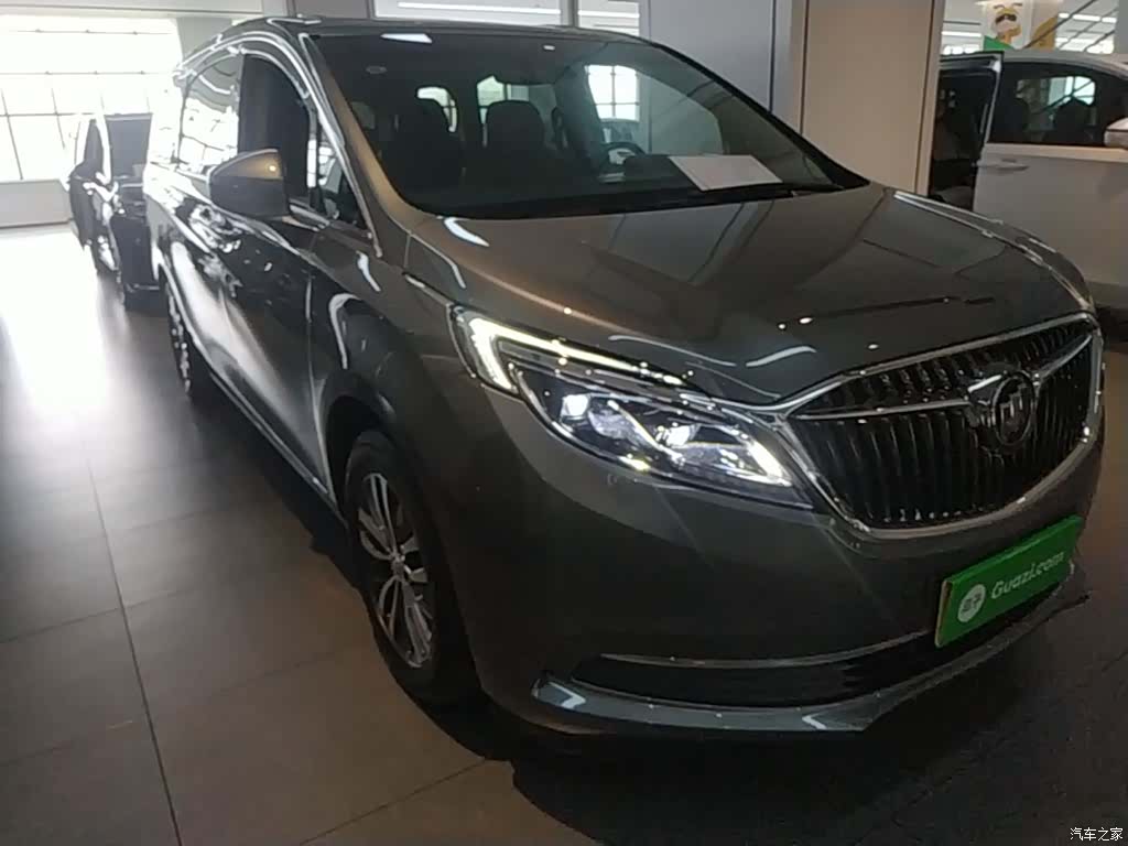 Buick GL8, 2019 4
