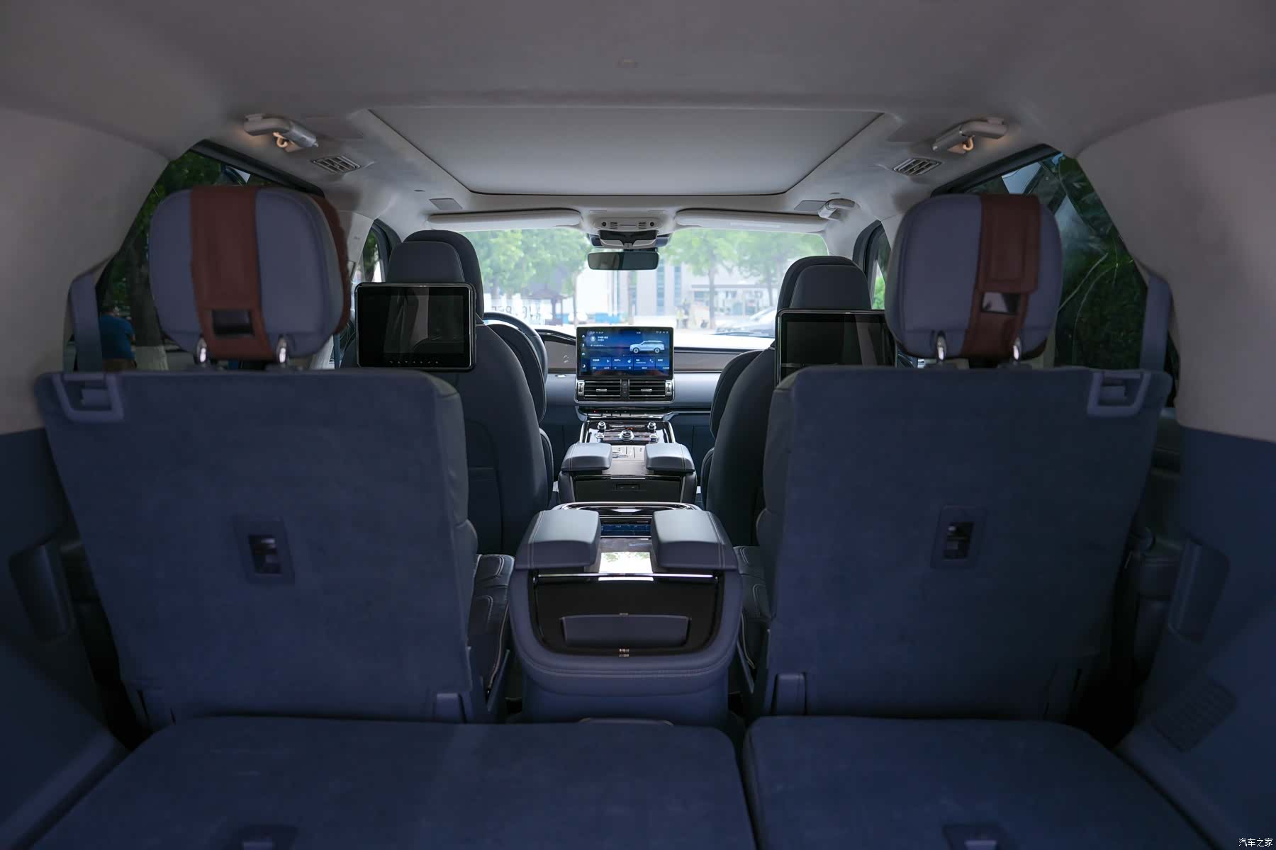 Lincoln Navigator, 2022 26