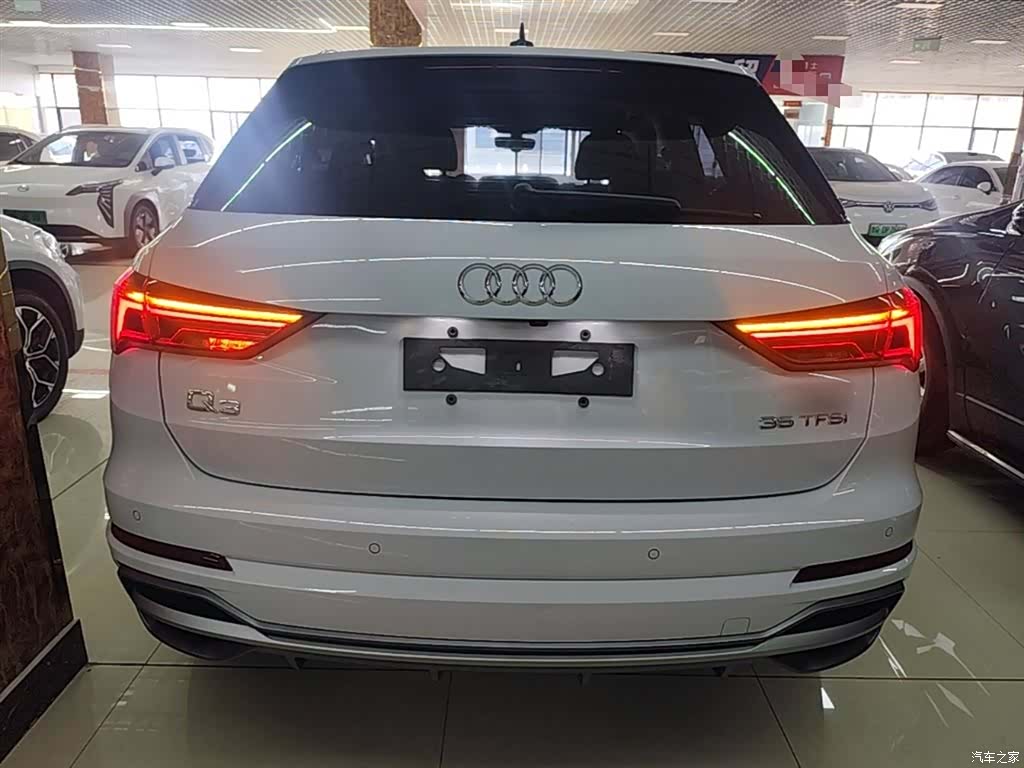 Audi Q3, 2021 6