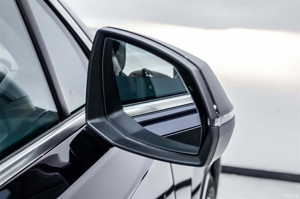 Audi Q7, 2020 25
